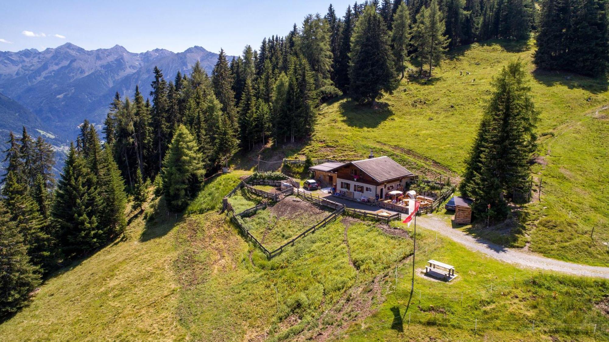 Apart Alpenzeit Arzl im Pitztal Luaran gambar