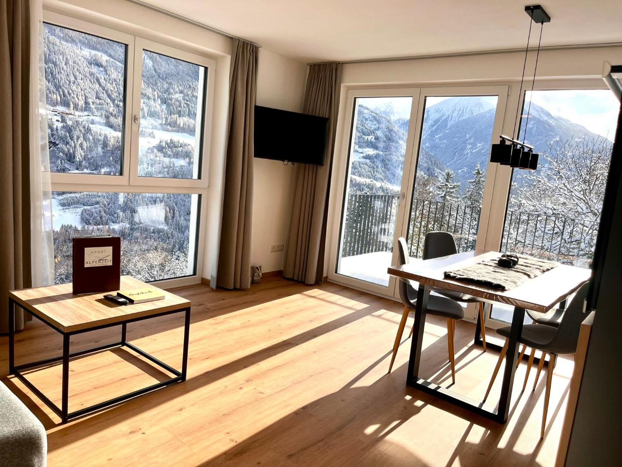Apart Alpenzeit Arzl im Pitztal Luaran gambar